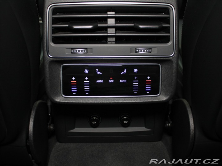 Audi Q8 3,0 55TFSi S-Line Black C 2022