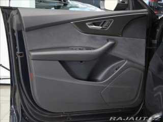 Audi Q8 3,0 55TFSi S-Line Black C 2022