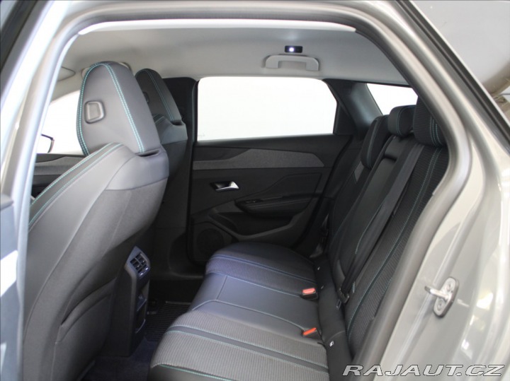 Peugeot 308 1,2 PT 96kW AT Allure 14t 2024
