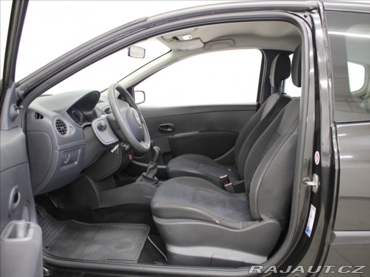 Renault Clio 1,2 i 48kW Nové STK 162tk 2009