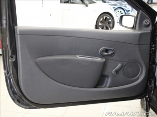 Renault Clio 1,2 i 48kW Nové STK 162tk 2009