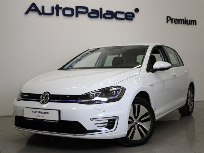 Volkswagen e-Golf 0,1 32kWh DYNAUDIO Navi