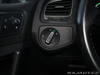 Volkswagen e-Golf 0,1 32kWh DYNAUDIO Navi 2020