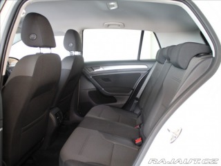 Volkswagen e-Golf 0,1 32kWh DYNAUDIO Navi 2020