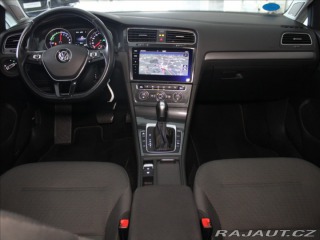 Volkswagen e-Golf 0,1 32kWh DYNAUDIO Navi 2020