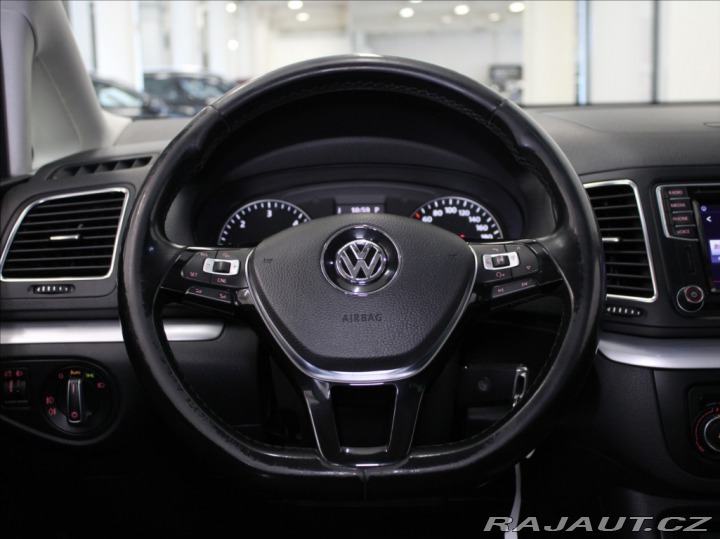 Volkswagen Sharan 2,0 TDi 110kW DSG Comf. T 2016