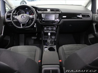 Volkswagen Touran 2,0 TDi 110Kw DSG Highlin 2016