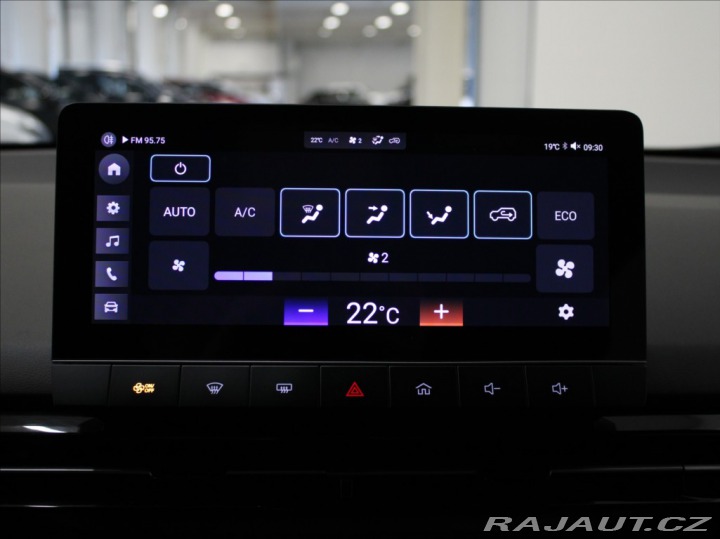 MG MG4 0,1 64kWh 150kW Elegance 2024