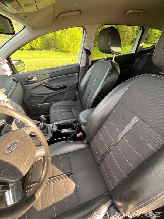 Ford Kuga 2011