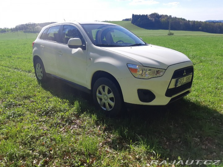 Mitsubishi ASX 1,6 rok r.v 2015 najeto 2015