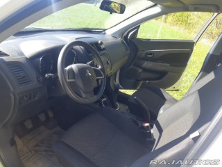 Mitsubishi ASX 1,6 rok r.v 2015 najeto 2015