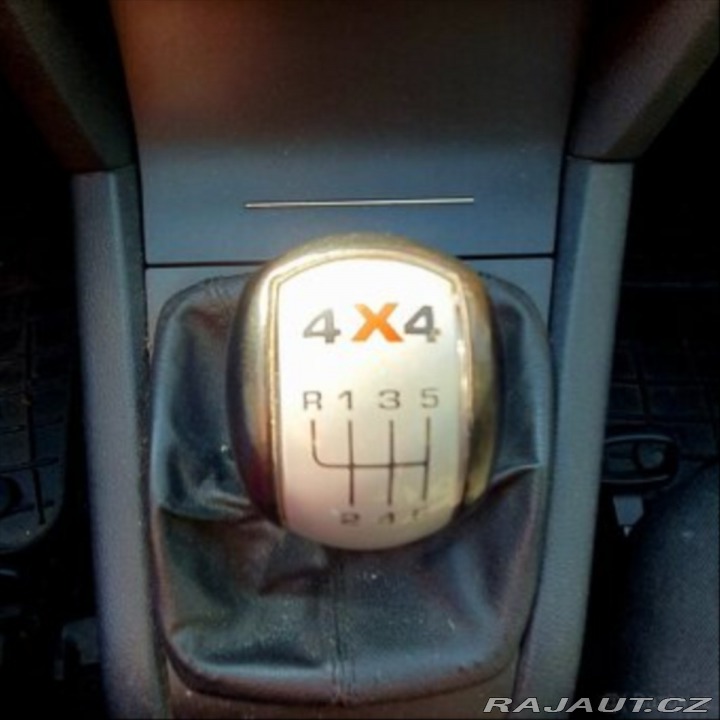 Škoda Octavia Scout kombi 4x4 2 TDI 103 2009