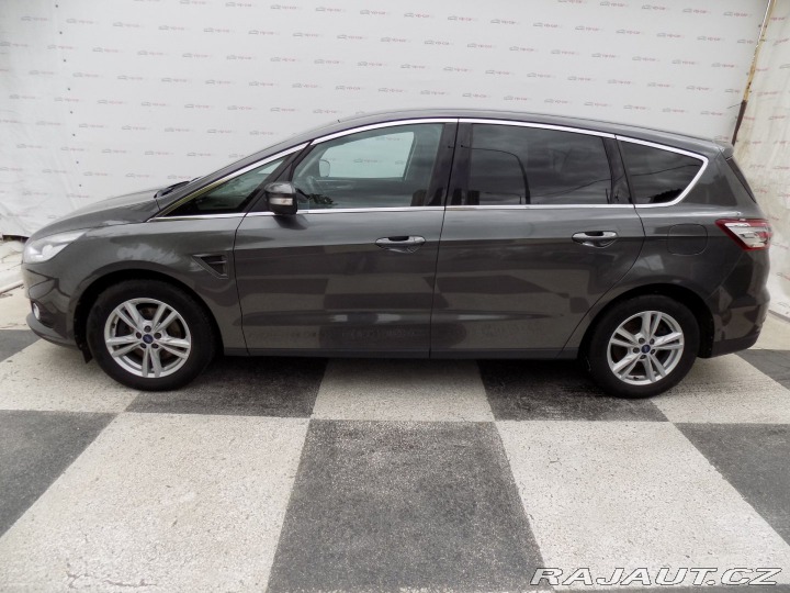 Ford S-MAX 2.0TDCi/Titanium/AT/LED/ 2019