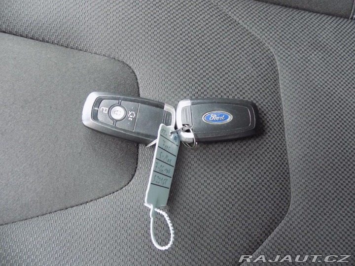 Ford S-MAX 2.0TDCi/Titanium/AT/LED/ 2019