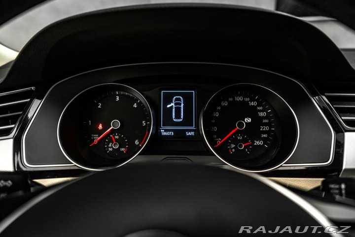 Volkswagen Passat 2.0 TDI 110kW DSG Varia 2015