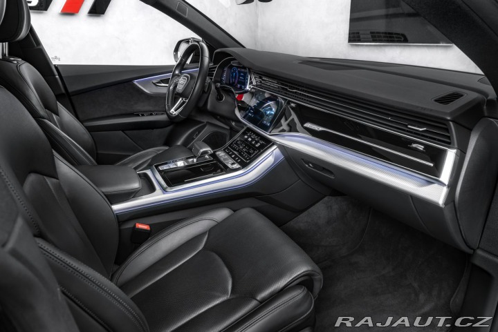 Audi Q8 50TDI Q Vzduch Matrix Pan 2019