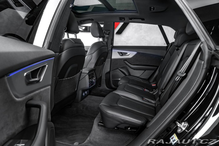 Audi Q8 50TDI Q Vzduch Matrix Pan 2019