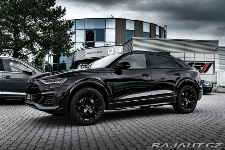 Audi Q8 50TDI Q Vzduch Matrix Pan 2019