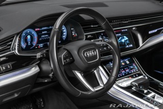 Audi Q8 50TDI Q Vzduch Matrix Pan 2019