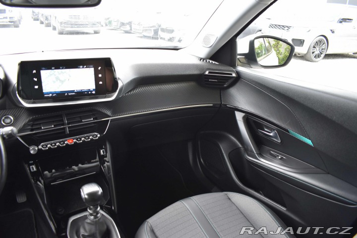 Peugeot 2008 1.5 BHDi ALLURE*TAŽNÉ*ČR 2022