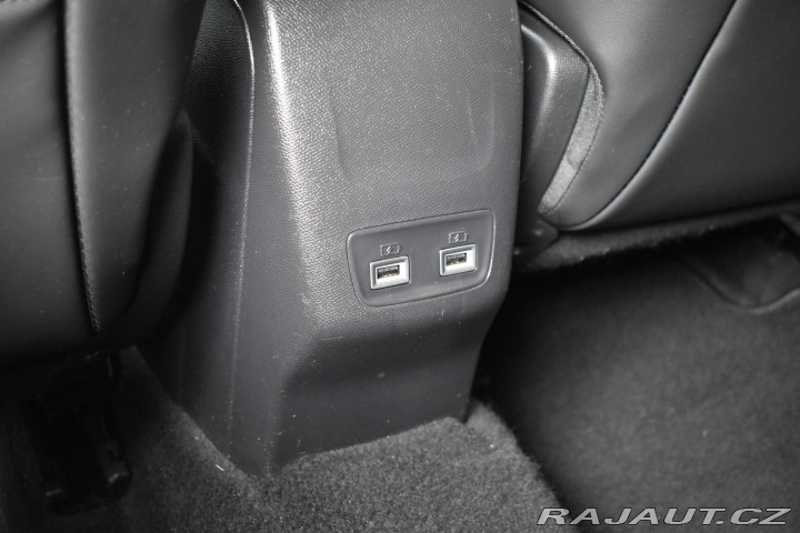 Peugeot 2008 1.5 BHDi ALLURE*TAŽNÉ*ČR 2022