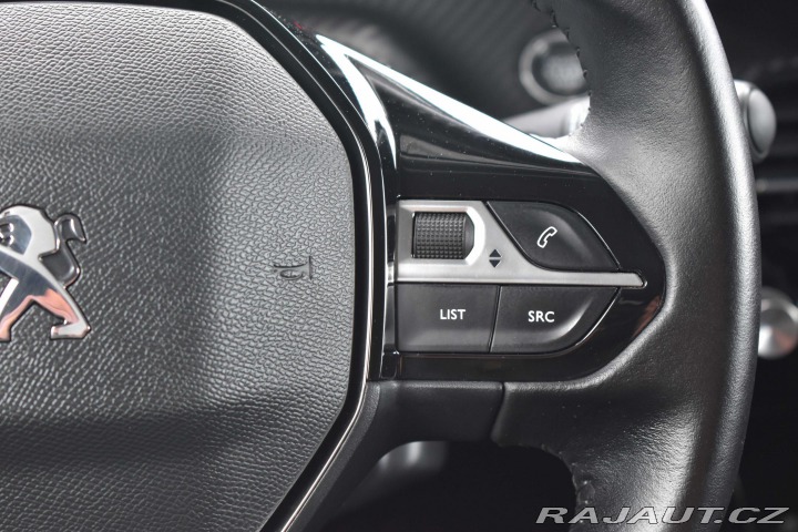 Peugeot 2008 1.5 BHDi ALLURE*TAŽNÉ*ČR 2022