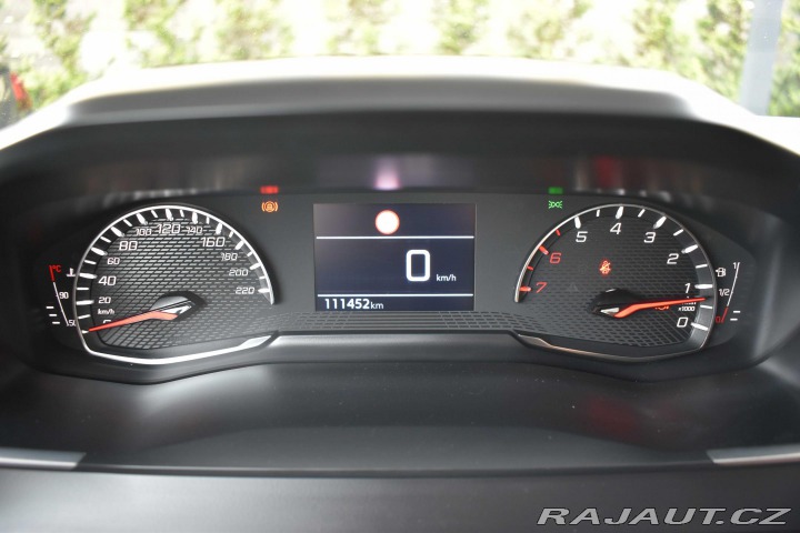 Peugeot 2008 1.5 BHDi ALLURE*TAŽNÉ*ČR 2022