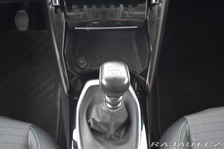 Peugeot 2008 1.5 BHDi ALLURE*TAŽNÉ*ČR 2022