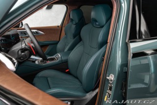 BMW Ostatní modely 50e Individual H&K 2025