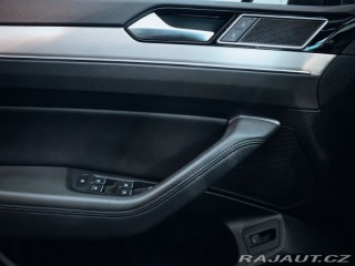 Volkswagen Passat 2.0TDI, R-Line  140 kW 2019