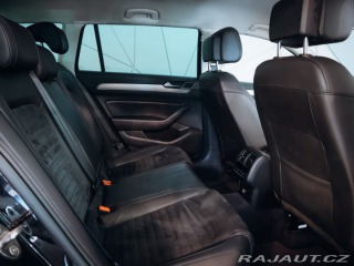 Volkswagen Passat 2.0TDI, R-Line  140 kW 2019