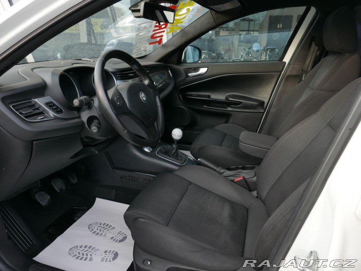 Alfa Romeo Giulietta 1,4 TB 125kW Navi Panoram 2011