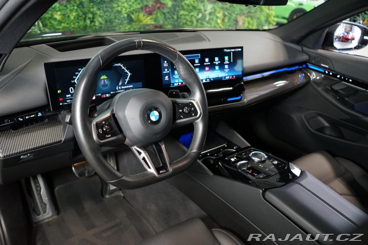 BMW 5 520d xDrive M-Sport H/K 3 2023