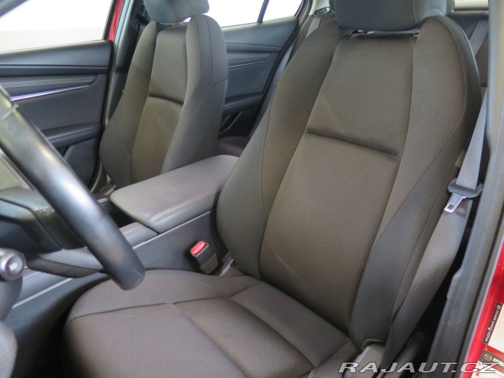 Mazda 3 2.0SA,navi,klima,kamera,D 2019