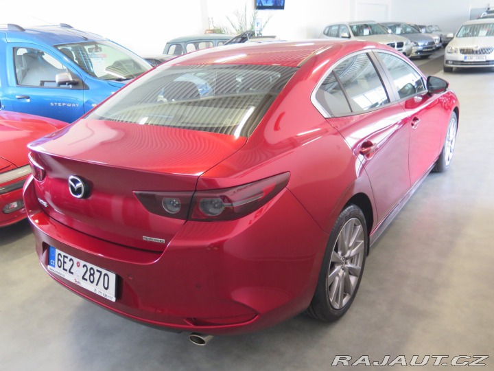 Mazda 3 2.0SA,navi,klima,kamera,D 2019