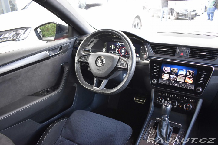 Škoda Superb TDI 140 SPORTLINE*4x4*ČR 2020
