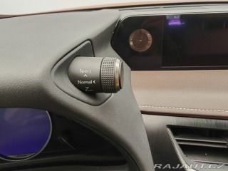 Lexus Ostatní modely UX 250h 2,0 LUXURY 4x4 AUTOMAT 2020