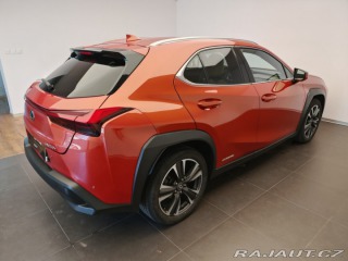 Lexus Ostatní modely UX 250h 2,0 LUXURY 4x4 AUTOMAT 2020