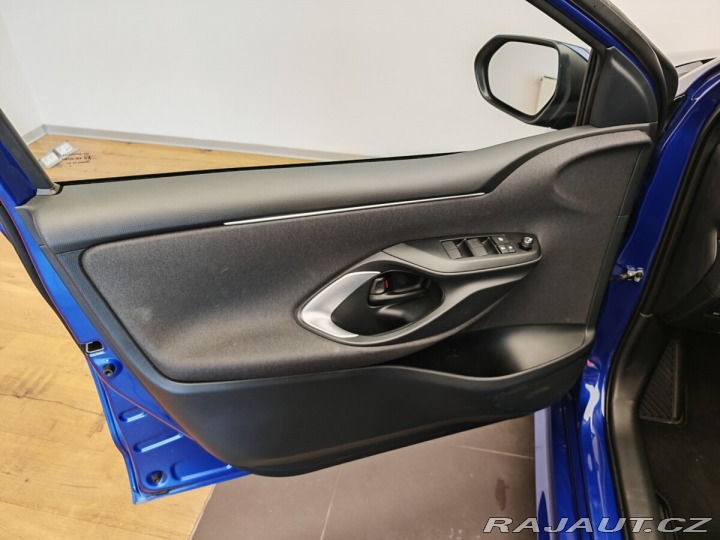 Toyota Yaris 1.5 Hybrid e-CVT Comfort 2024
