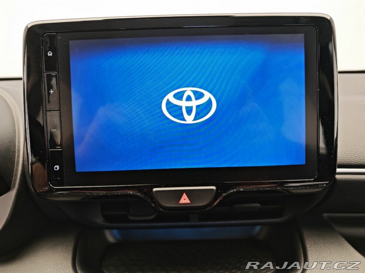 Toyota Yaris 1.5 Hybrid e-CVT Comfort 2024