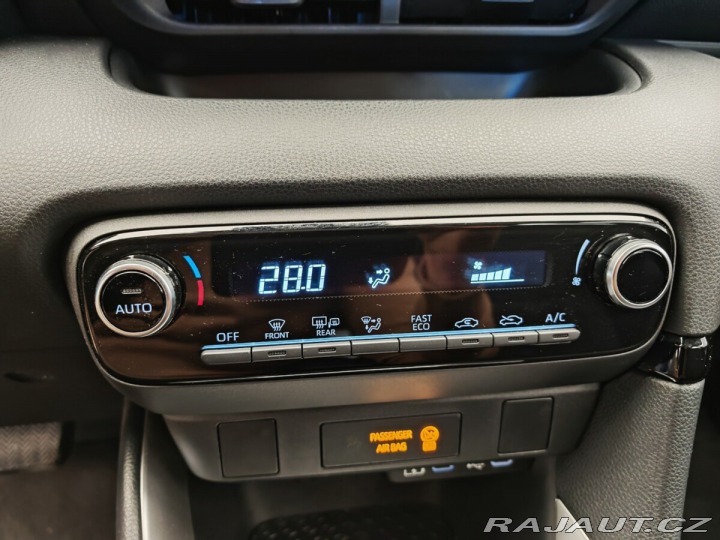 Toyota Yaris 1.5 Hybrid e-CVT Comfort 2024
