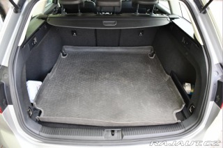 Volkswagen Passat 2,0TDi DSG ELEGANCE ČR 2016