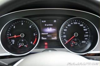 Volkswagen Passat 2,0TDi DSG ELEGANCE ČR 2016