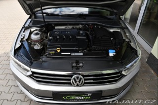 Volkswagen Passat 2,0TDi DSG ELEGANCE ČR 2016