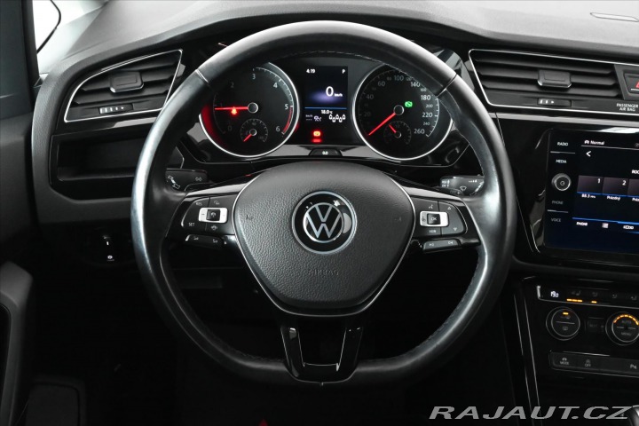 Volkswagen Touran 2,0 TDi 110kW DSG *Highli 2021