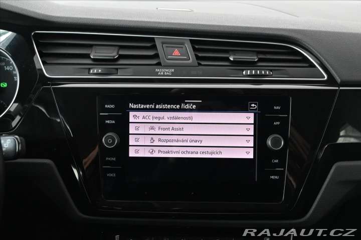 Volkswagen Touran 2,0 TDi 110kW DSG *Highli 2021