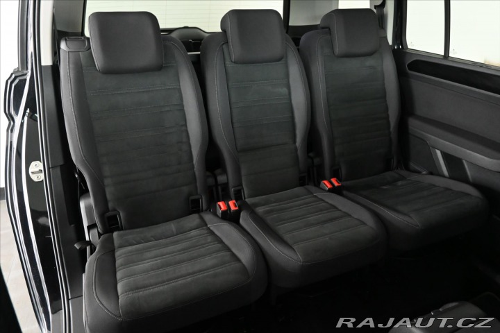 Volkswagen Touran 2,0 TDi 110kW DSG *Highli 2021