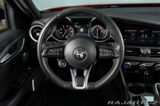Alfa Romeo Giulia 2.0 GME Veloce AWD AT 2022