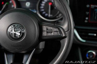 Alfa Romeo Giulia 2.0 GME Veloce AWD AT 2022