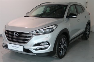 Hyundai Tucson 2,0 Style  4WD 1. majitel
